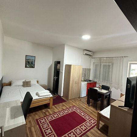 Apartments Agape ベオグラード エクステリア 写真